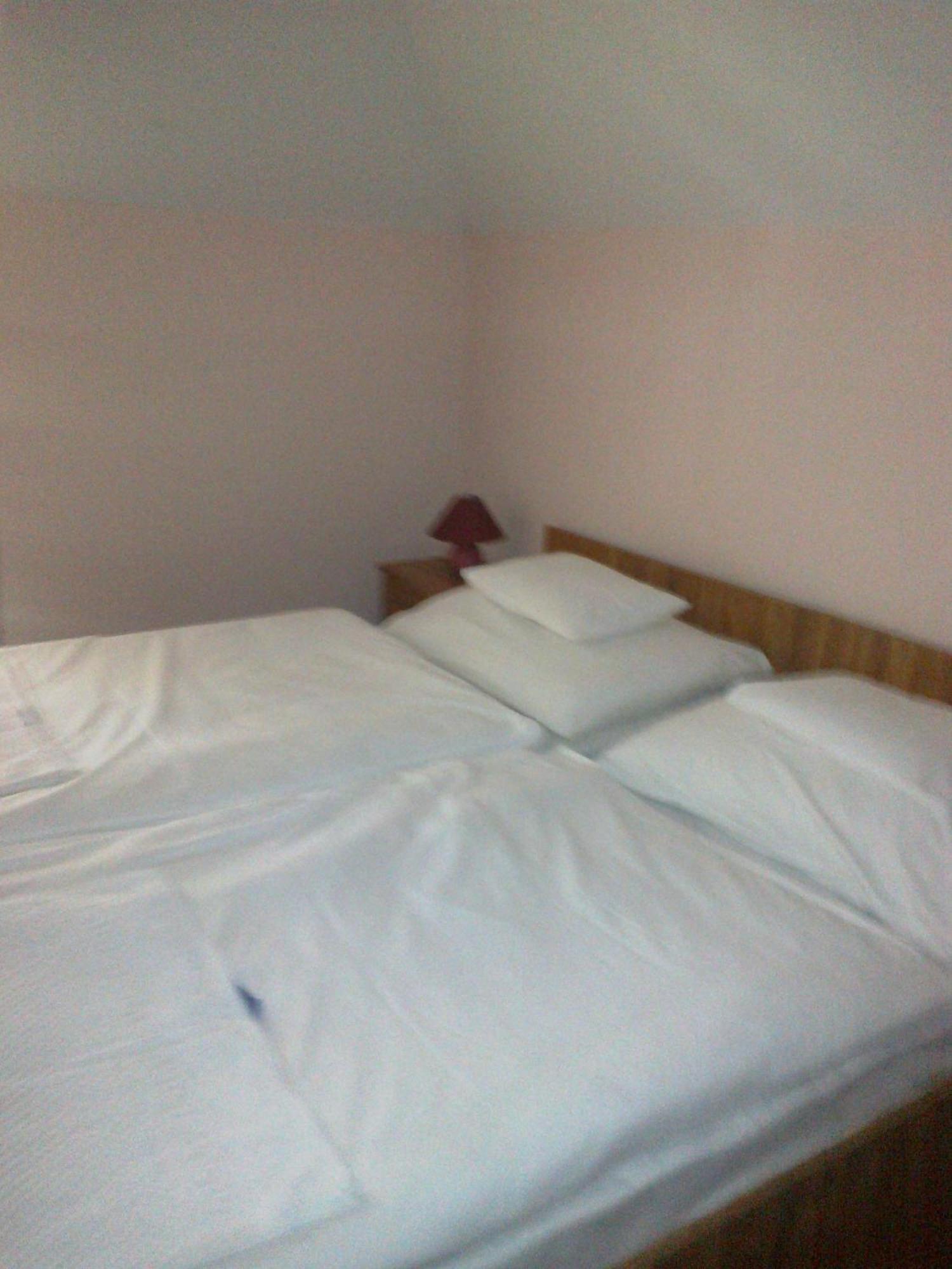 Gyoergyey Kastely Panzio Es Etterem Hotell Tápiógyörgye Exteriör bild